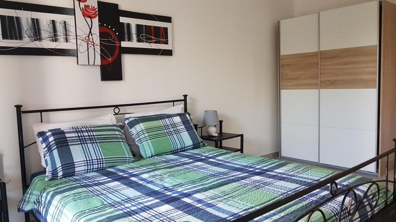 Apartmani Jolly Porec: Blizu Centra I Mora Екстериор снимка