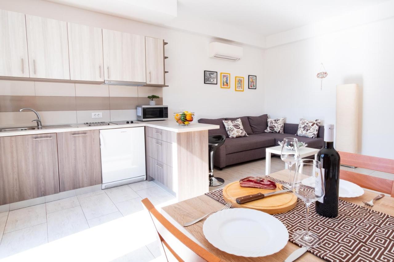 Apartmani Jolly Porec: Blizu Centra I Mora Екстериор снимка