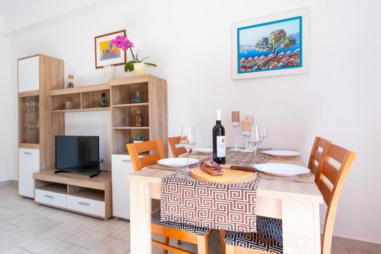 Apartmani Jolly Porec: Blizu Centra I Mora Екстериор снимка