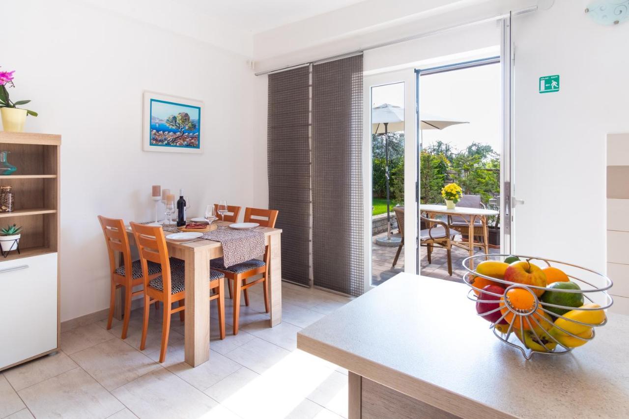 Apartmani Jolly Porec: Blizu Centra I Mora Екстериор снимка
